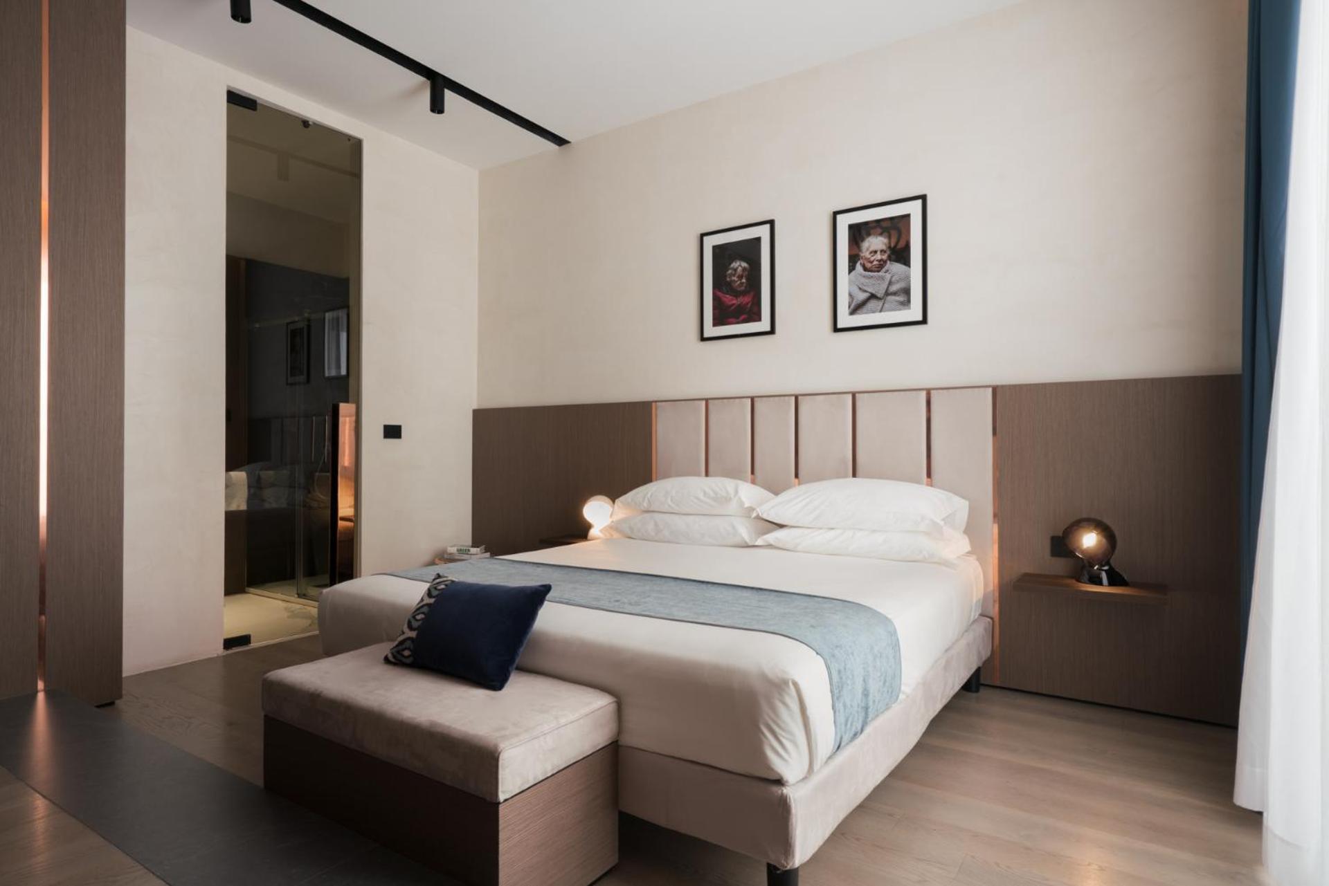 Agra Suites نابولي المظهر الخارجي الصورة